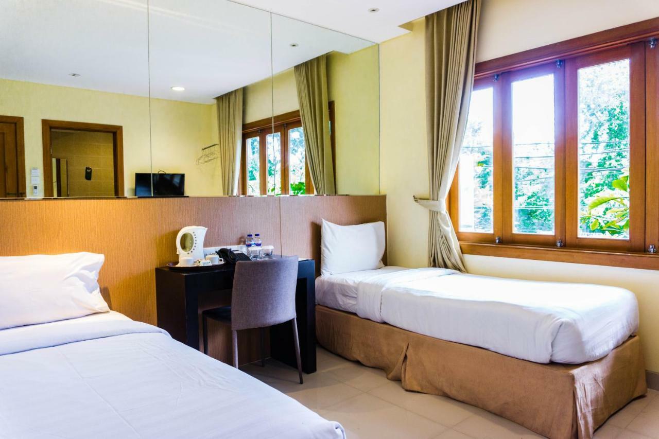 Villa Country Residence Surabaya Exterior foto